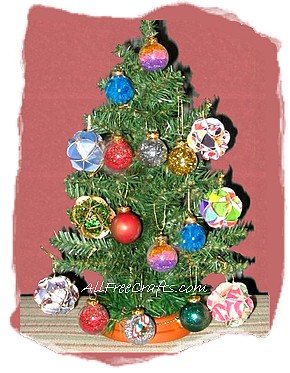 recycled card ornament tree